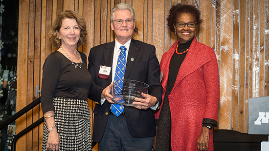 President Susan Heegaard, Larry Tidemann (SD), Rep. Barbara Ballard (KS). Mr. Tidemann receives 2023 Sirotkin Award.