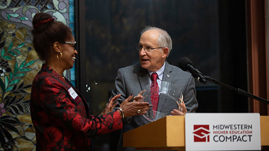 KS Rep. Barbara Ballard receives Phillip Sirotkin Award